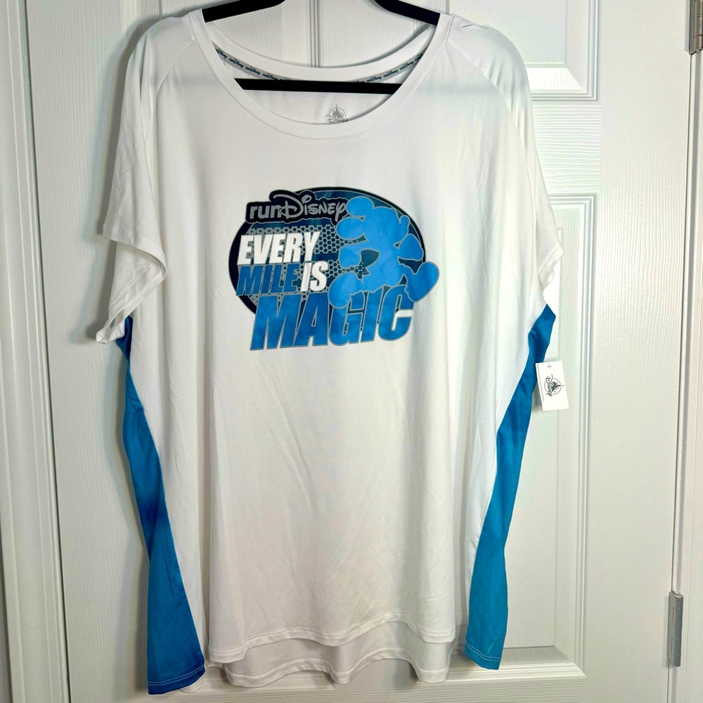 NWT. runDisney Every Mile Is Magic Shirt Marathon Weekend Mickey White Blue 2X